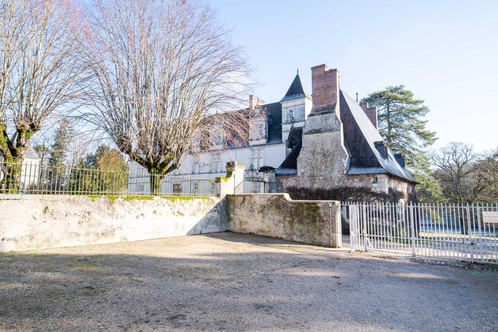 16Th Century Hunting Lodge - Chateau De Nitray Athee-sur-Cher ภายนอก รูปภาพ